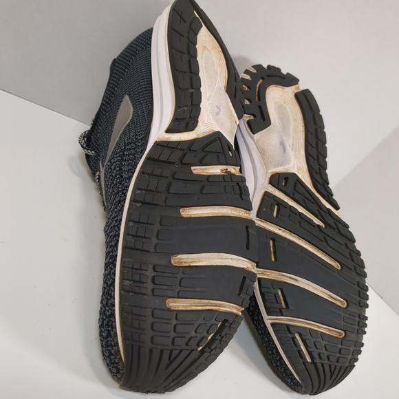 Brooks Revel 2 Black Running Shoes , Size 8.5 - Picture 11 of 14